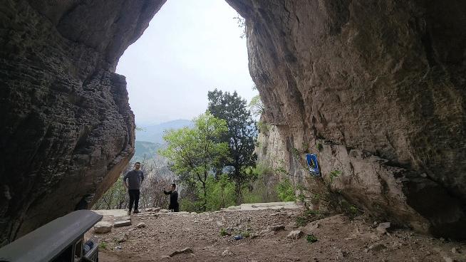 结斯沟穿山洞徒步攻略,穿山隧道自驾游攻略