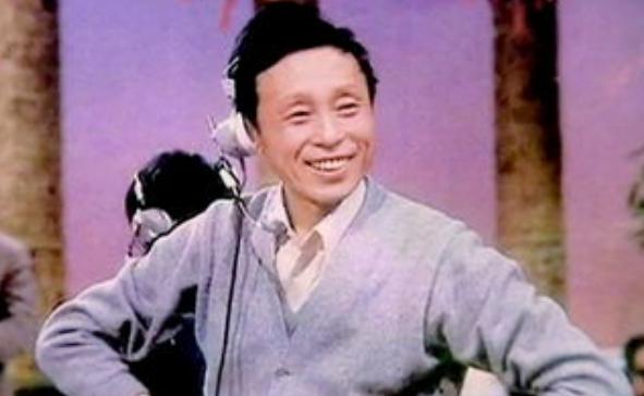 1983年第一届春晚，部级领导审查后：怎么能让姜昆主持？