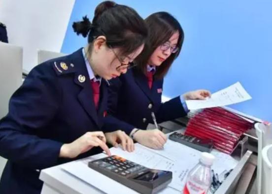 在税务局工作工资高吗,在税务上班工资待遇怎么样