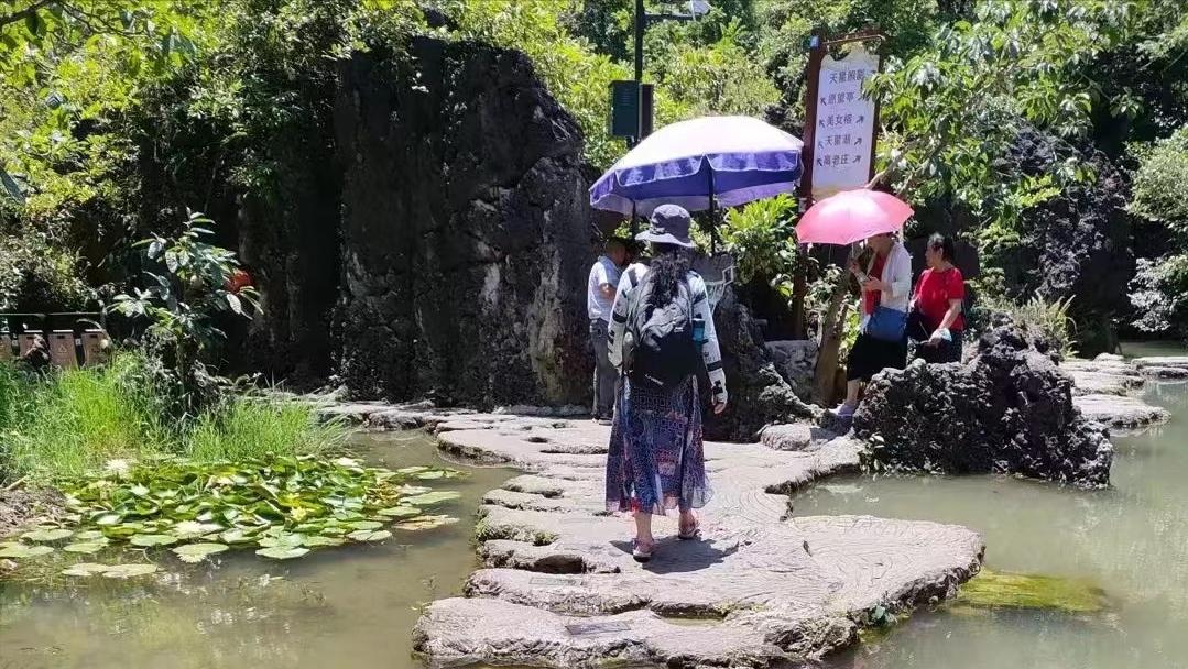 黄果树瀑布和黄果树大瀑布区别,黄果树大瀑布黄果树瀑布