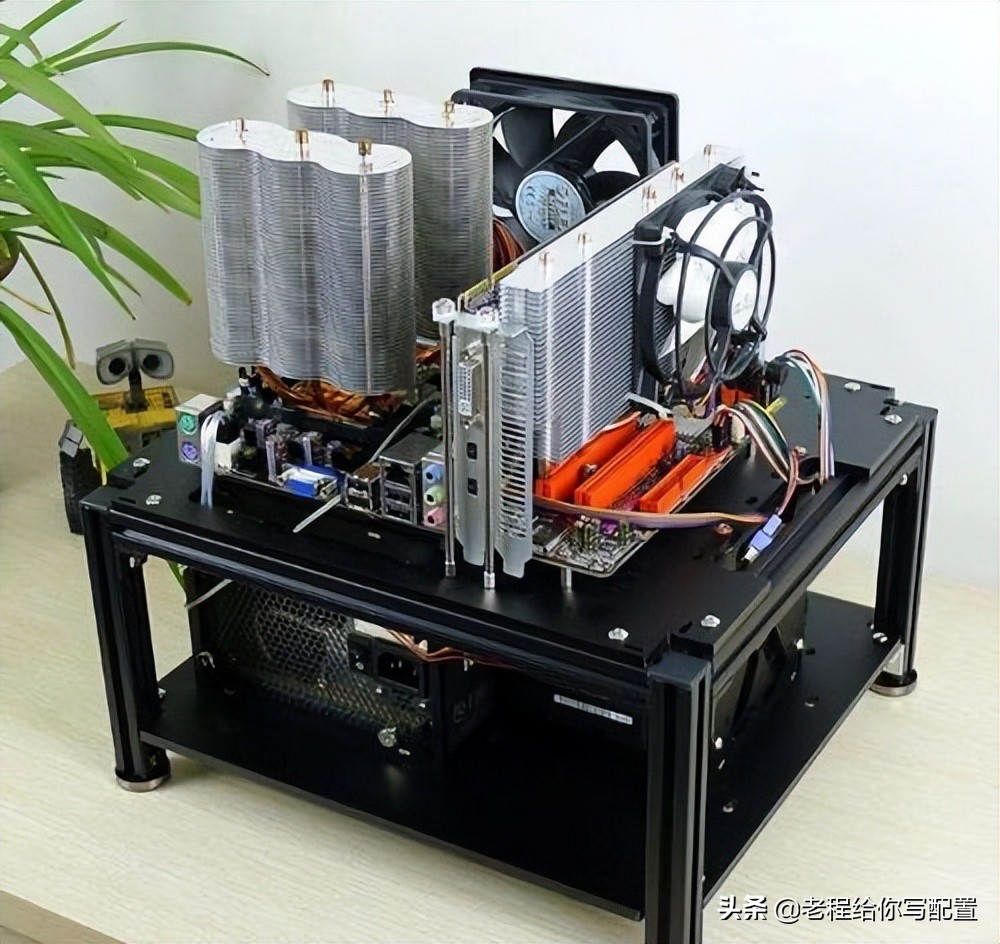 自己组装和买组装电脑哪个省钱,自己买配件组装电脑性价比