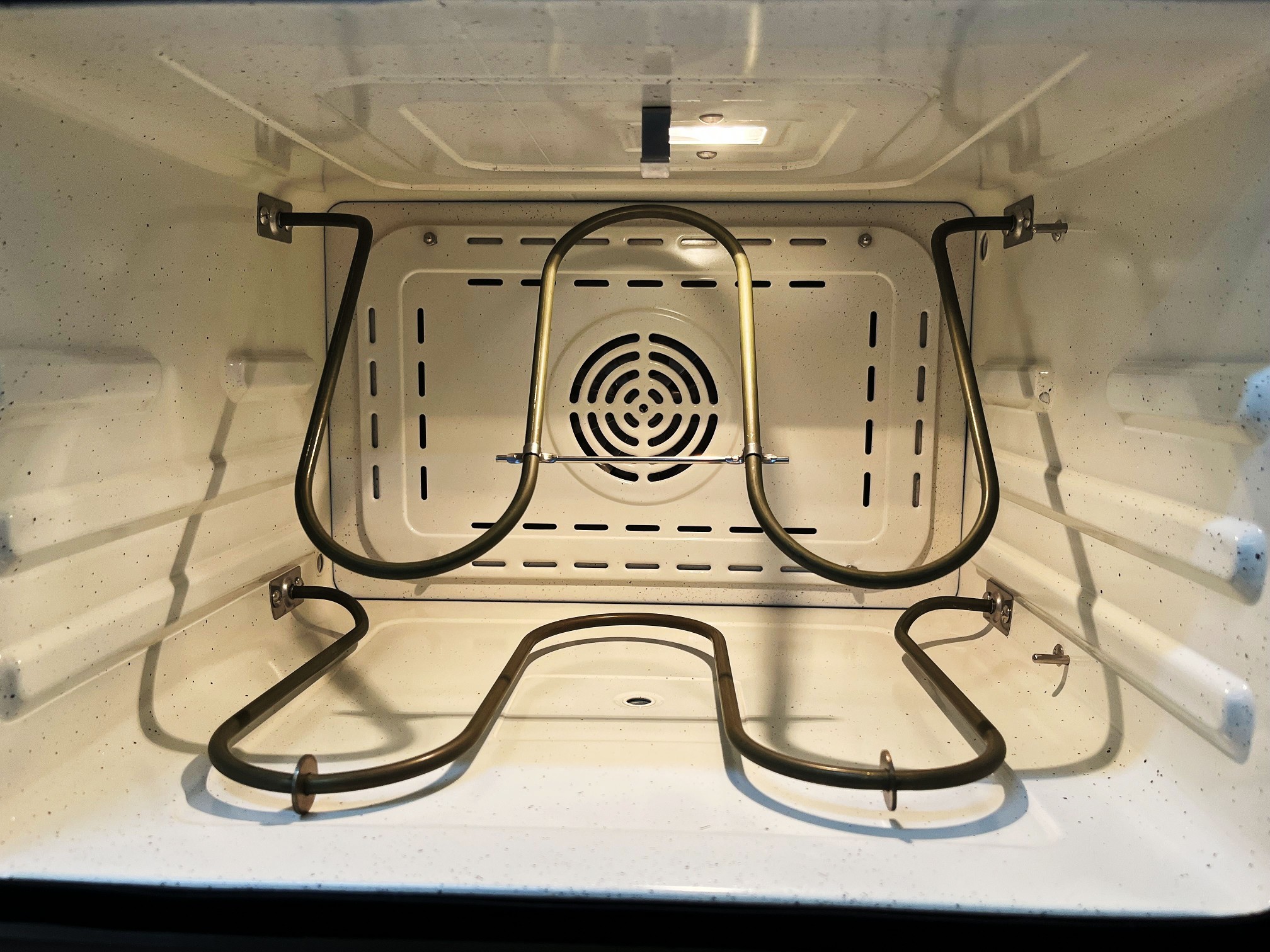 厨房锅子怎么选,家庭厨房最实用的锅