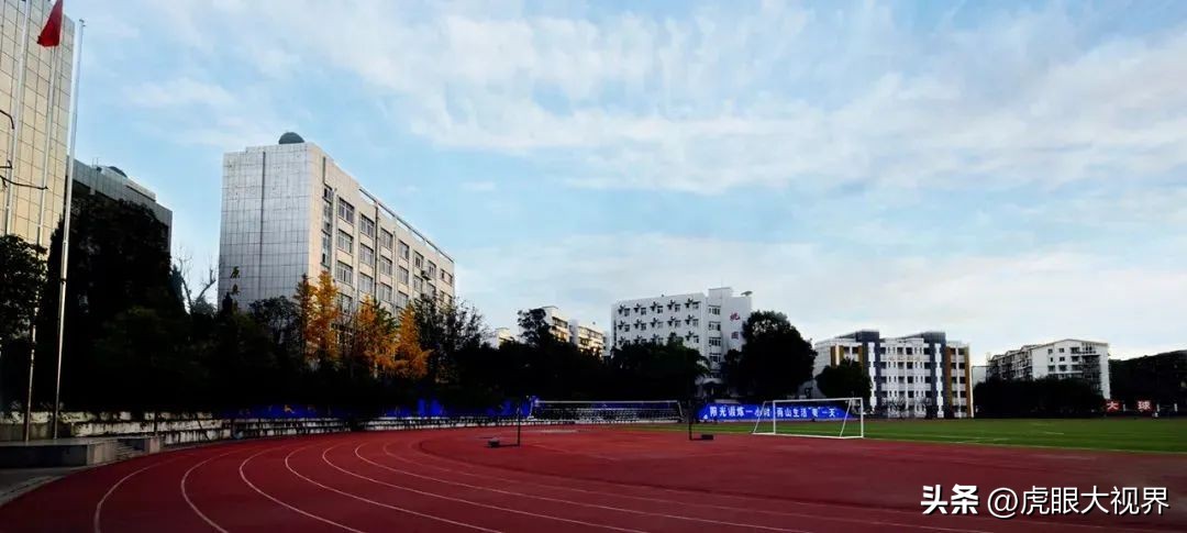 南山中学初中部怎么样,南山中学实验学校校门口