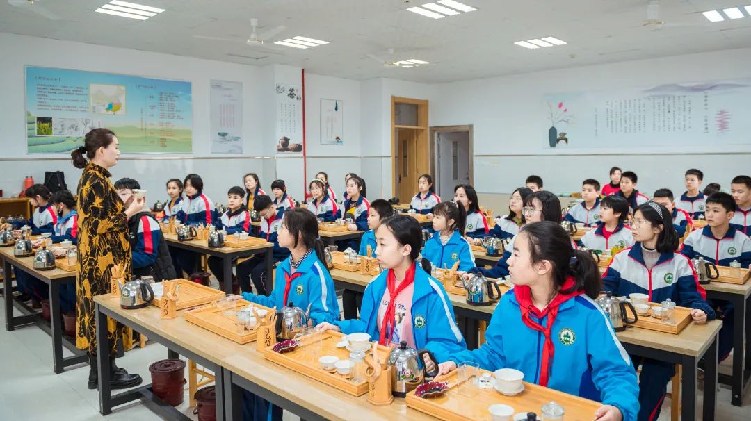 潍坊市奎文区圣卓实验学校小学部,潍坊市奎文区圣卓实验学校航拍