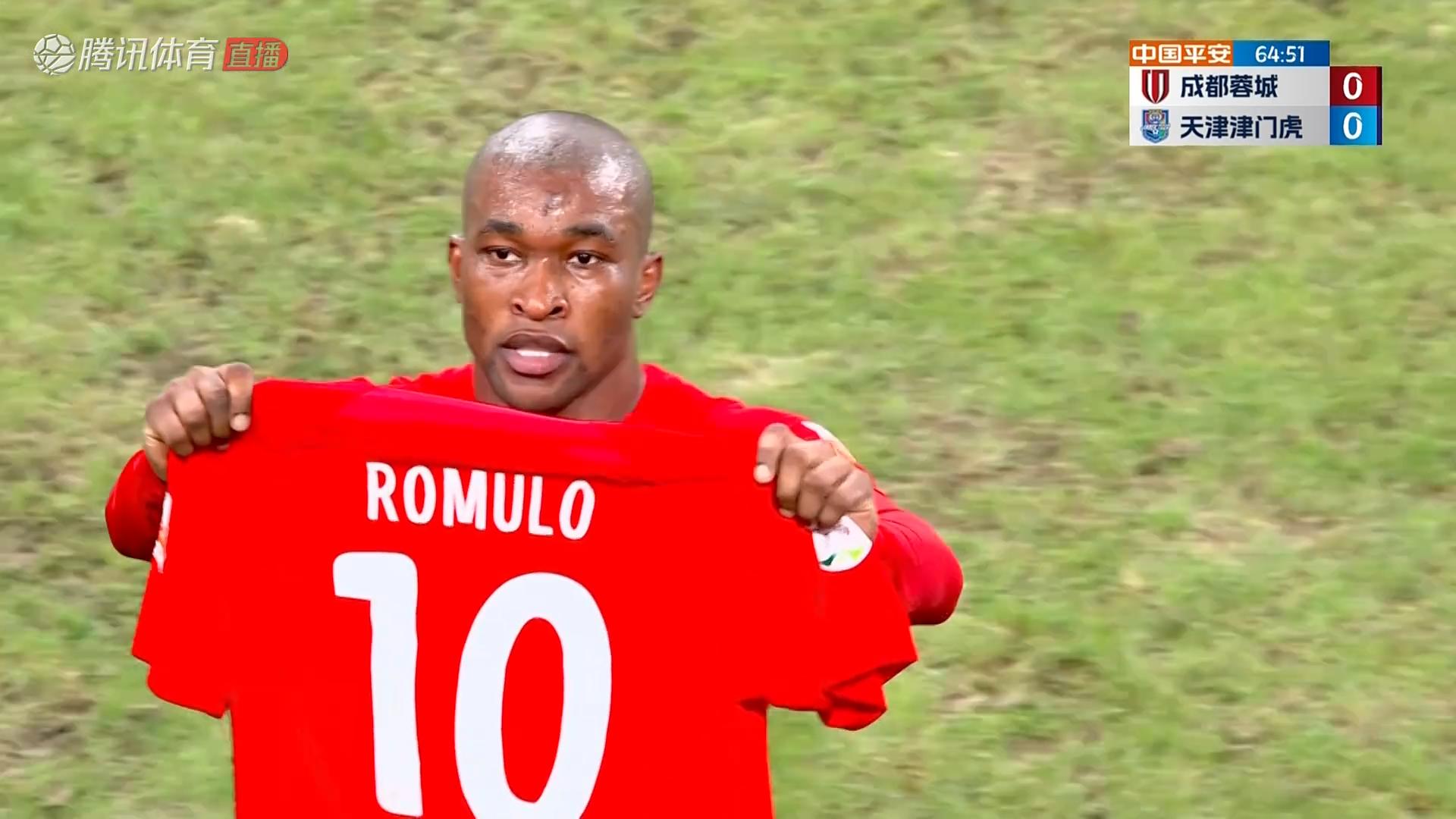 马宁判罚经典瞬间中超,犯难了