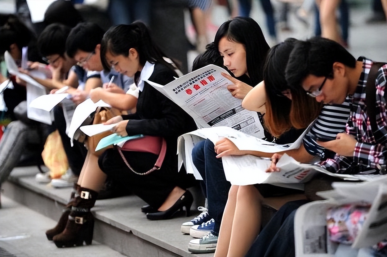 未来三年经济萧条哪些行业能赚钱,经济萧条时期十大暴利行业