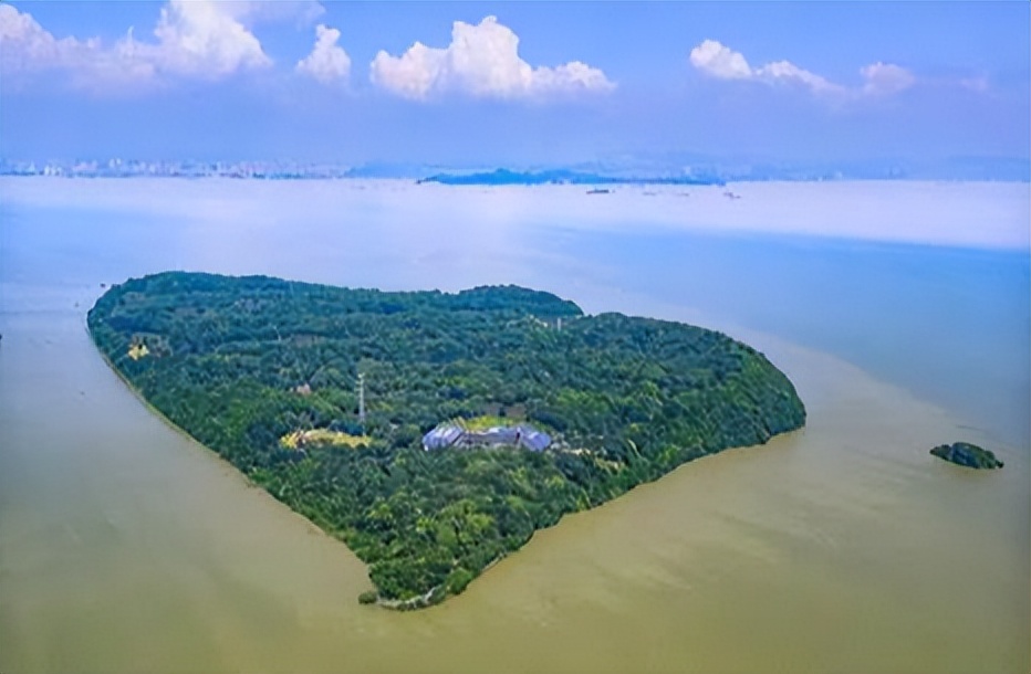 李白秋月无边全文,李白最经典的十首诗