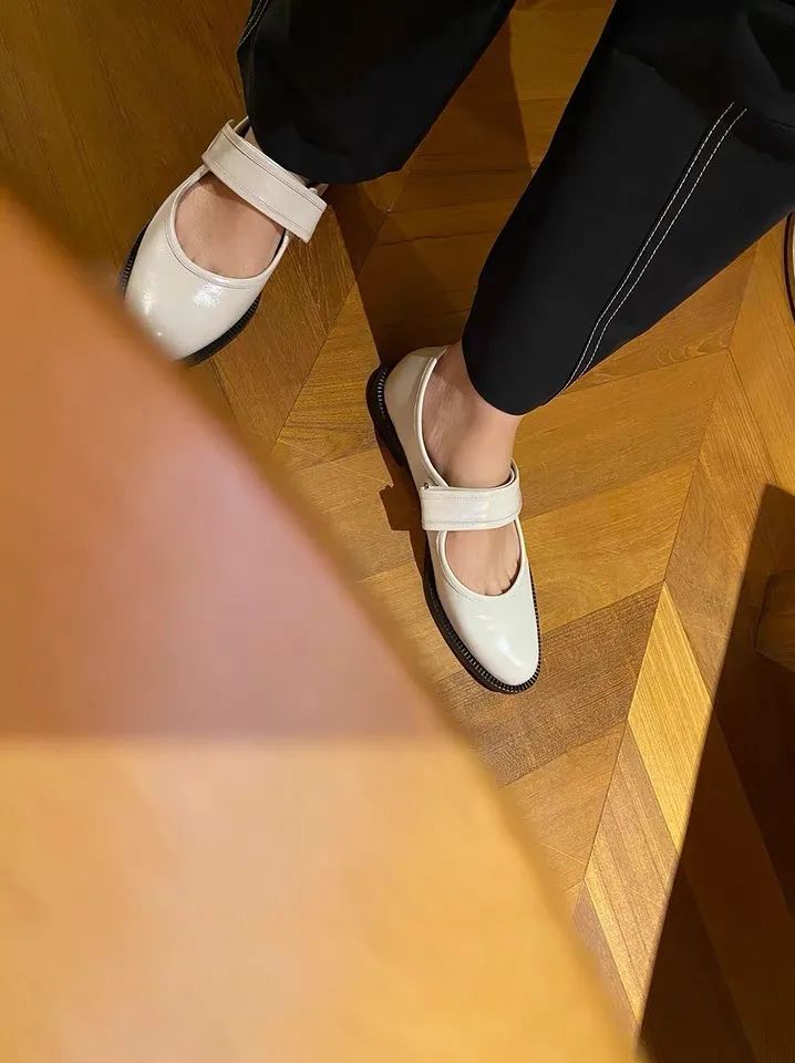 性价比高的春夏单鞋推荐,时尚百搭柔软舒适这款鞋超级推荐