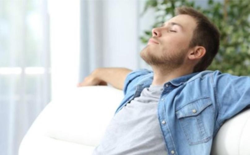 夫妻生活结束，男性完事后直接睡觉？医生：男人事后要注意这些