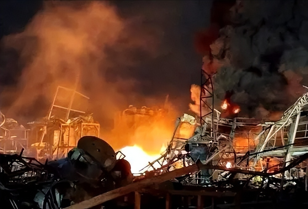 娉板浗鑲＄,娉板浗鑲＄minnie