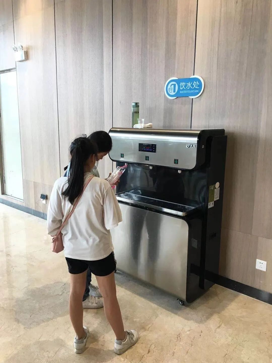 校园节能饮水机怎么清洗,学校饮水机清洗时间标准