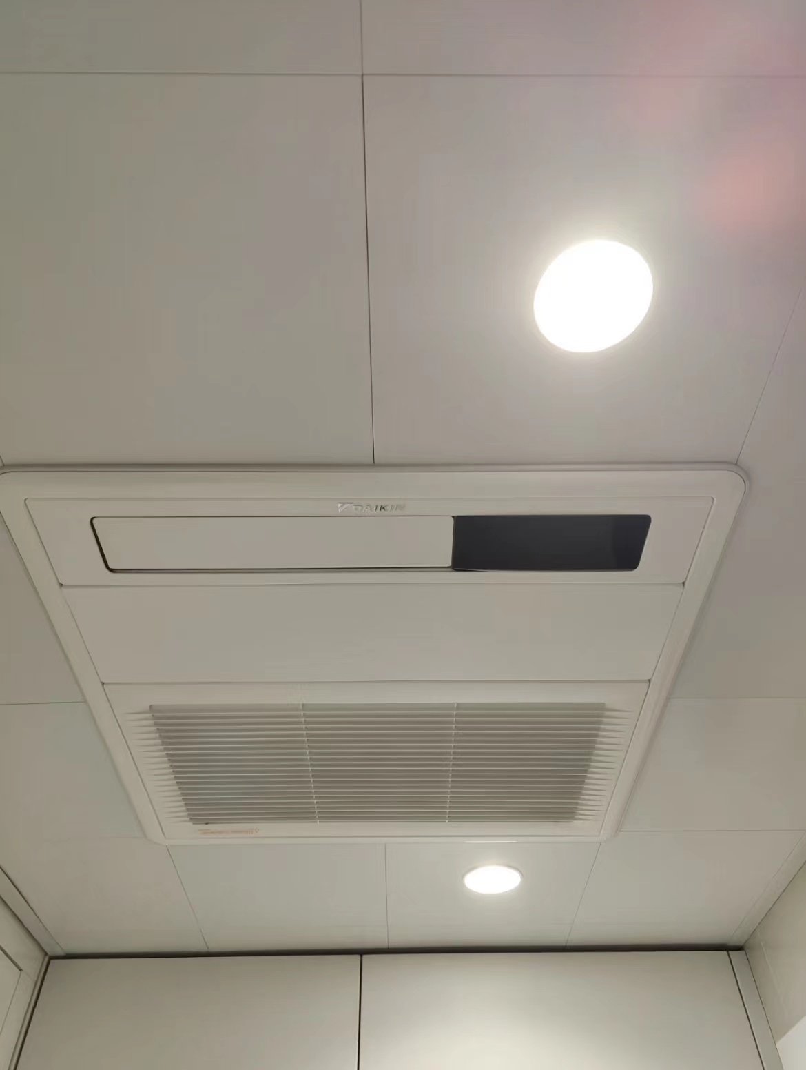 大家厨房都装空调了吗,夏天做饭很热装空调