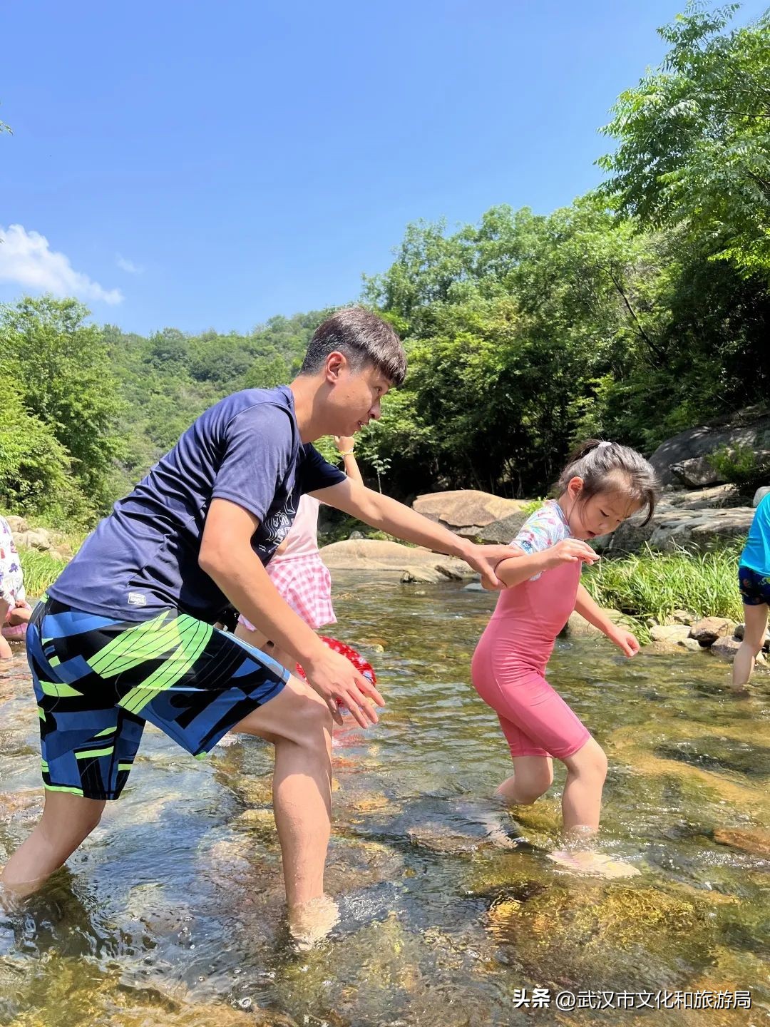 嬉水节攻略,溪谷露营旅游攻略