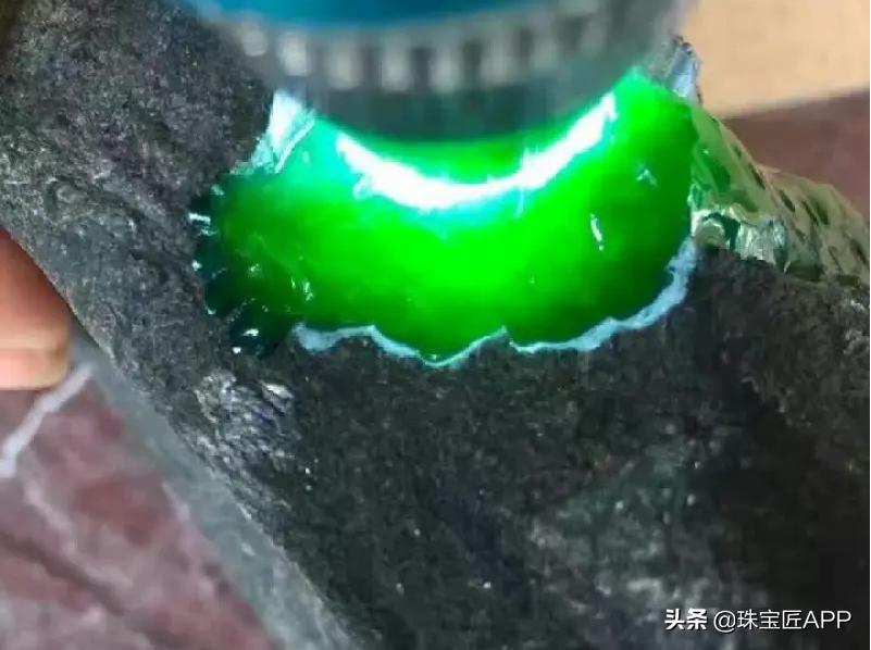 翡翠赌石十大不靠谱,翡翠赌石有造假吗