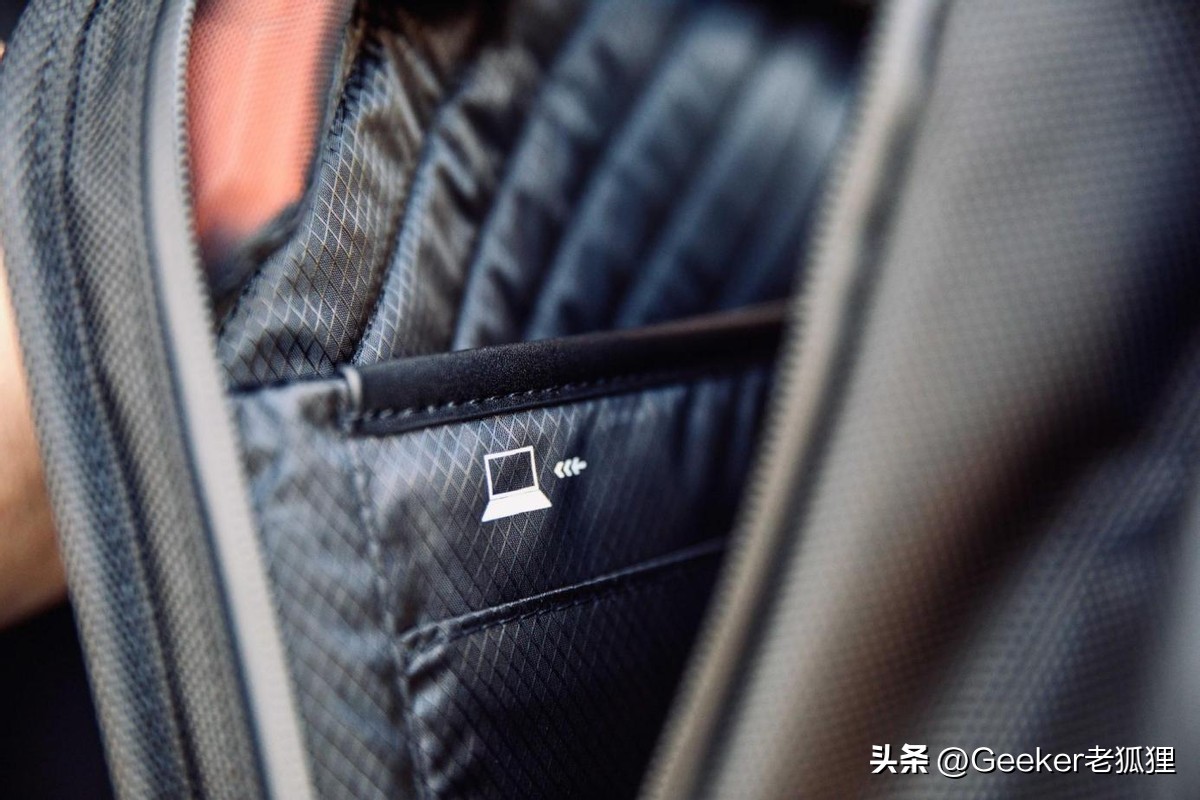 thinkpad30周年x系列,thinkpad30周年纪念双肩包