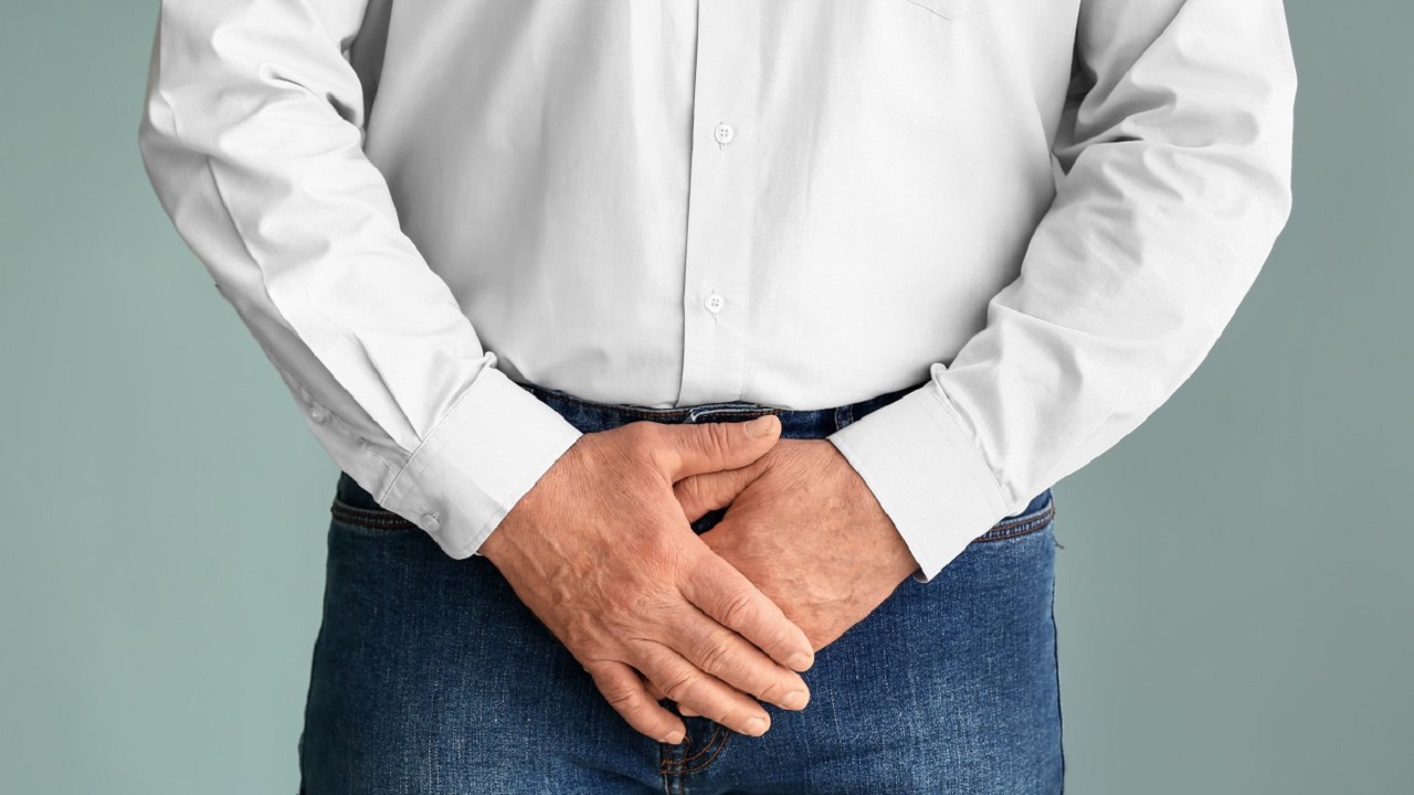 医生提醒：男性不想被前列腺炎“盯”上，这4件事别漏做