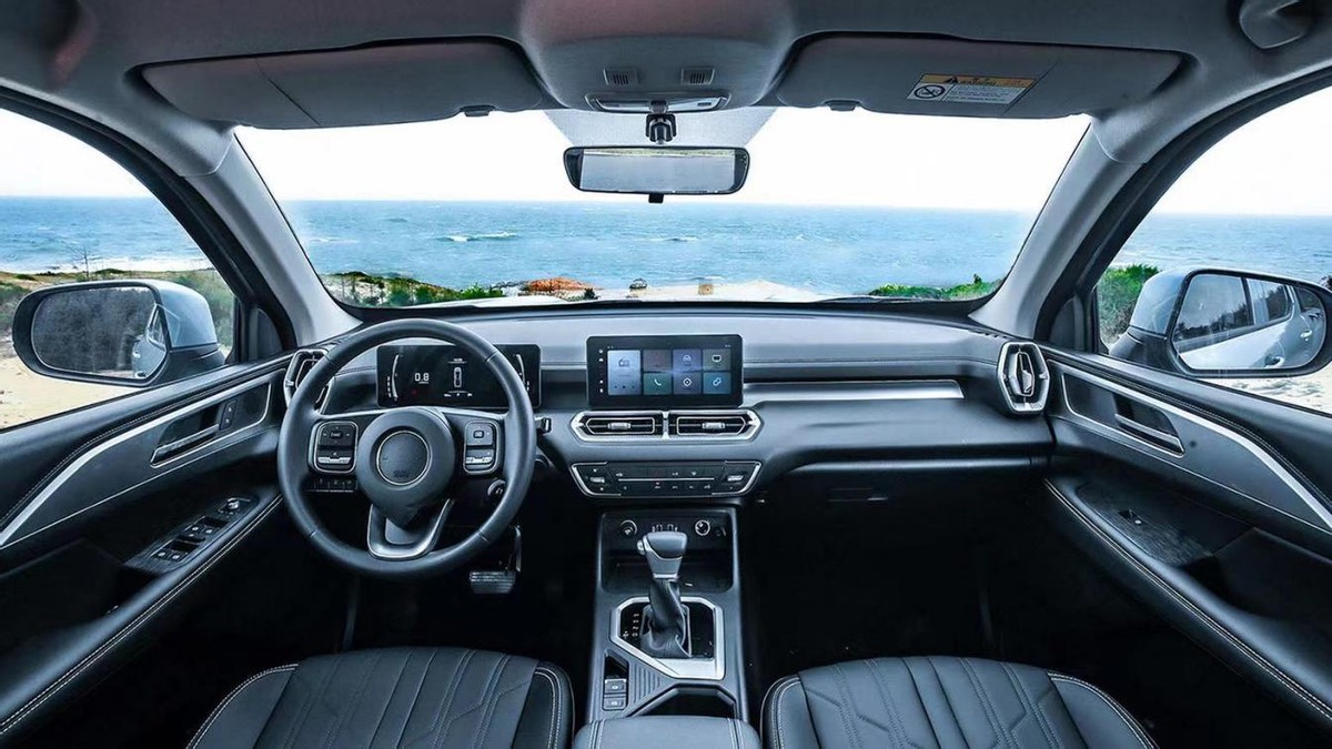 9.78万-12.08万元，金刚炮自动挡创富车硬核上市