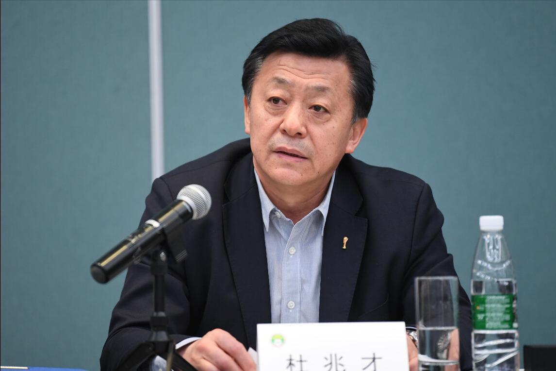违规提拔多名亲信,中国足球历史第一罪人!冉雄飞矛头指向杜兆才