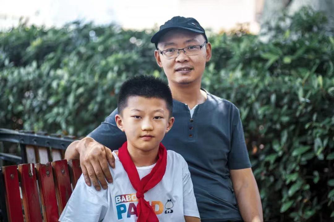 四川天府实验小学,三尺讲台绽芳华共成长