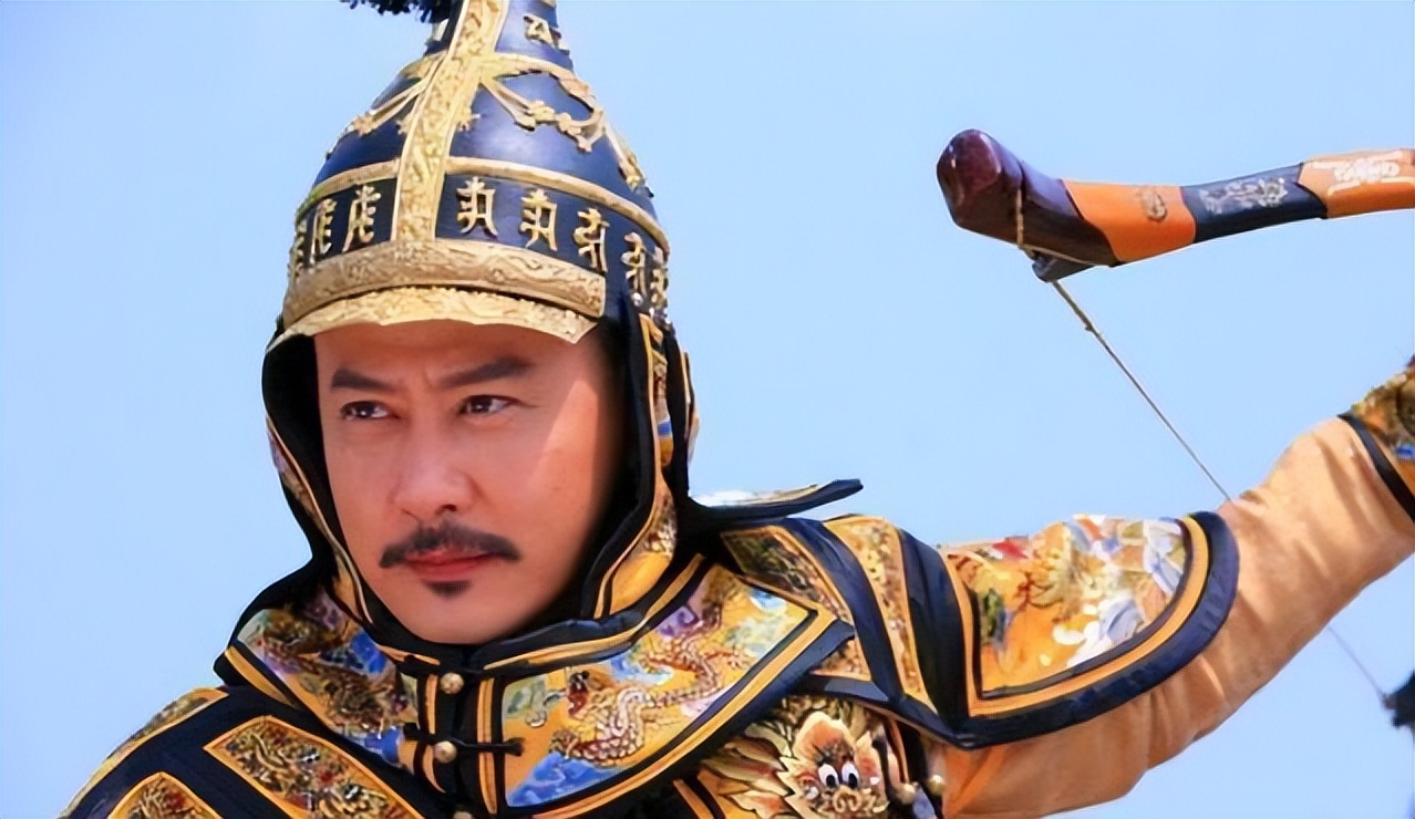 李成梁炫耀脚底有7颗黑痣，贵不可言，小妾：野猪皮脚底有7颗红痣