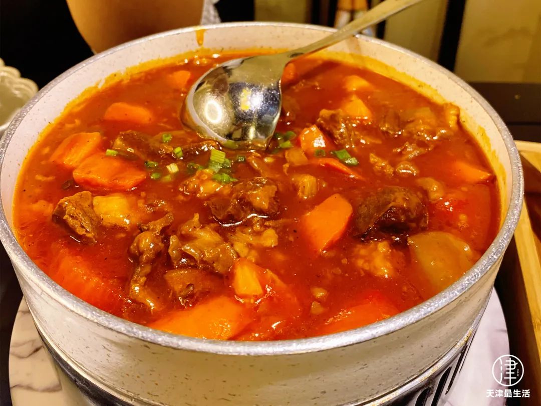 谁把“故宫”搬进天津?人均50元+,请客聚会也太有排面吧……