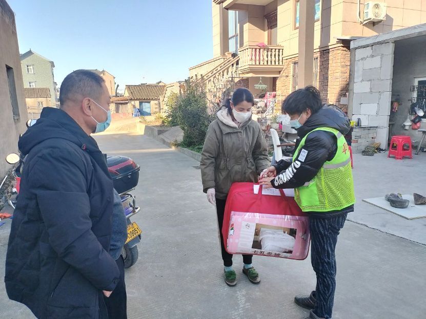 疫情农村大喇叭硬核喊话 (农村疫情防控工作措施硬核)