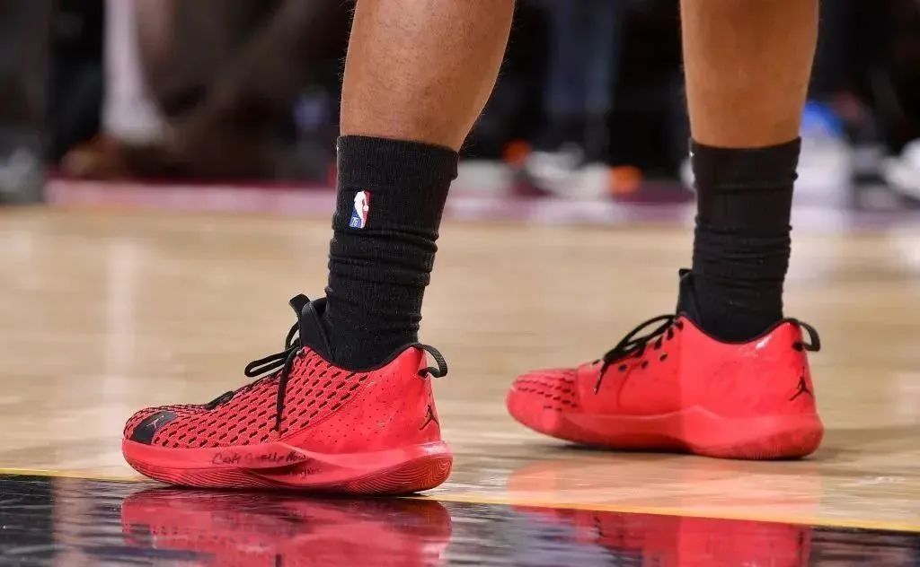 nba球星上脚球鞋2022排名,nba季后赛上脚