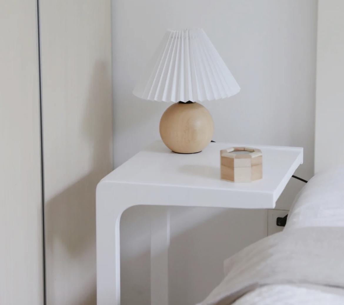 极窄床头柜做法推荐 (断舍离床头柜要不要)