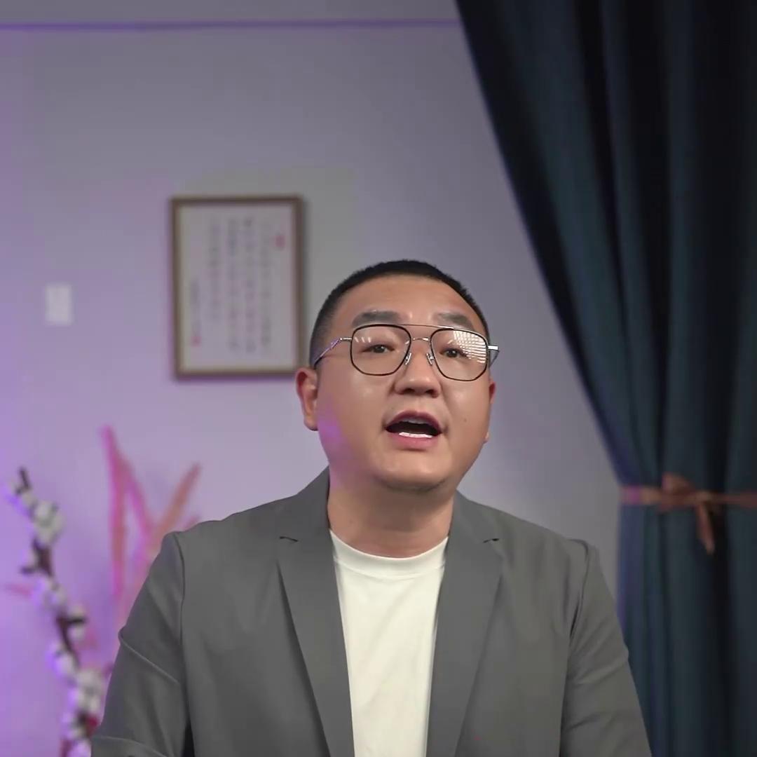 关于孩子叛逆期父母崩溃,因为孩子的叛逆伤心