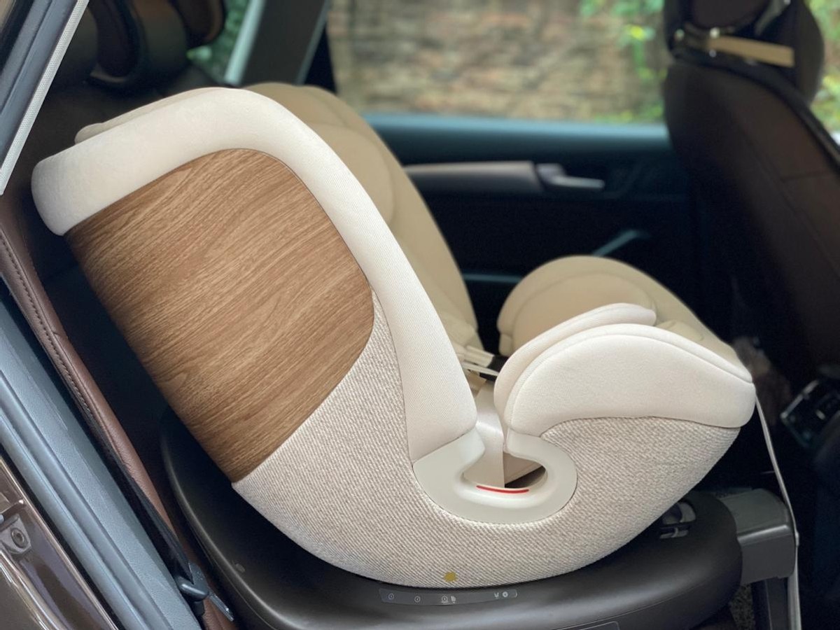 秀炸母婴圈,唛步儿童安全座椅一战成名