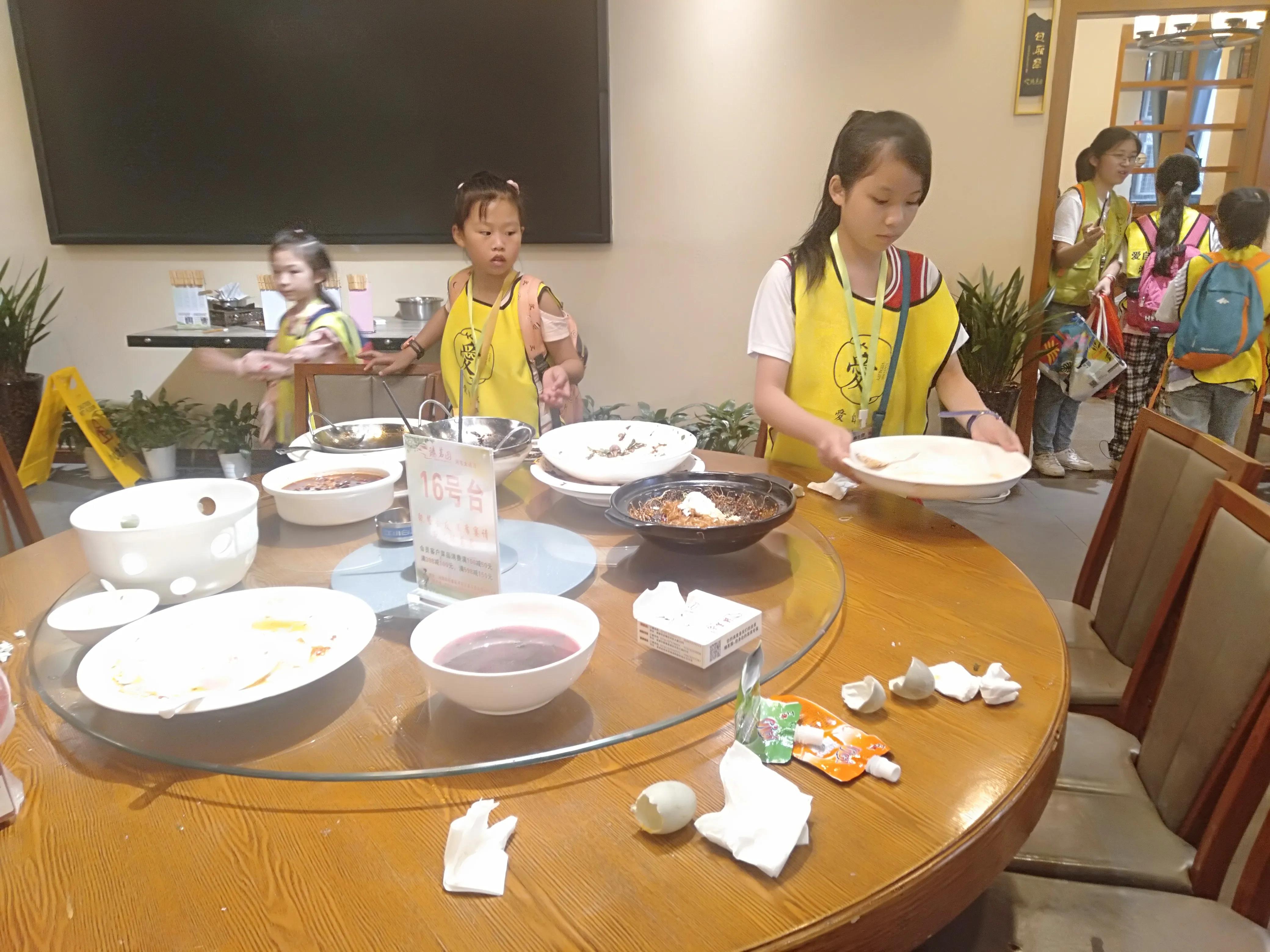 孩子一元城市生存挑战朋友圈文案,一元钱城市生存挑战