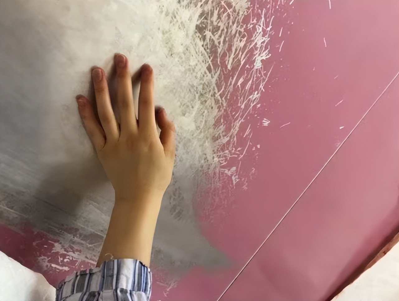 女明星产后的秘密,女明星被埋尸家中