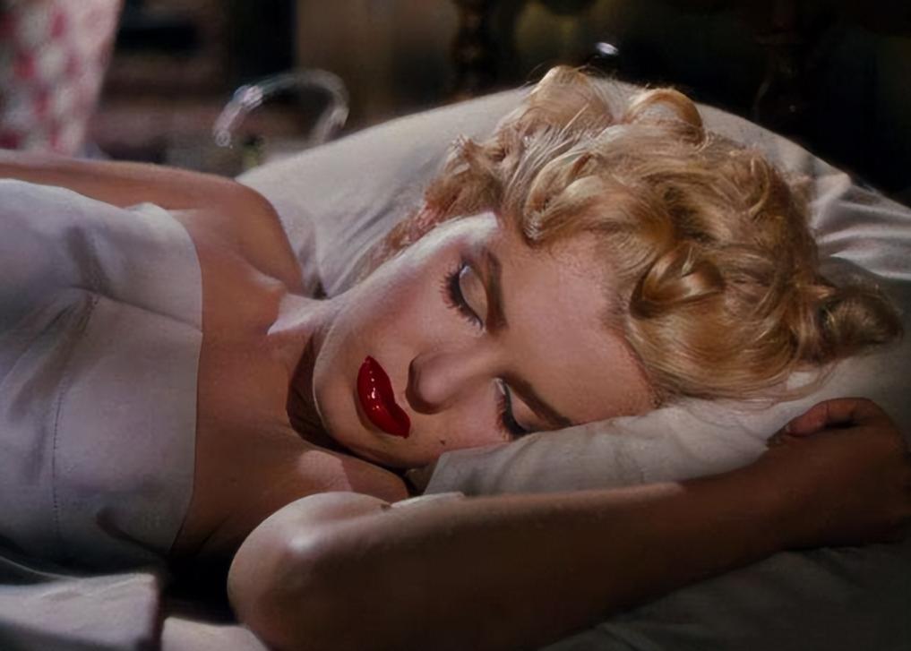 玛丽莲梦露遭遇了什么,玛丽莲梦露艳后