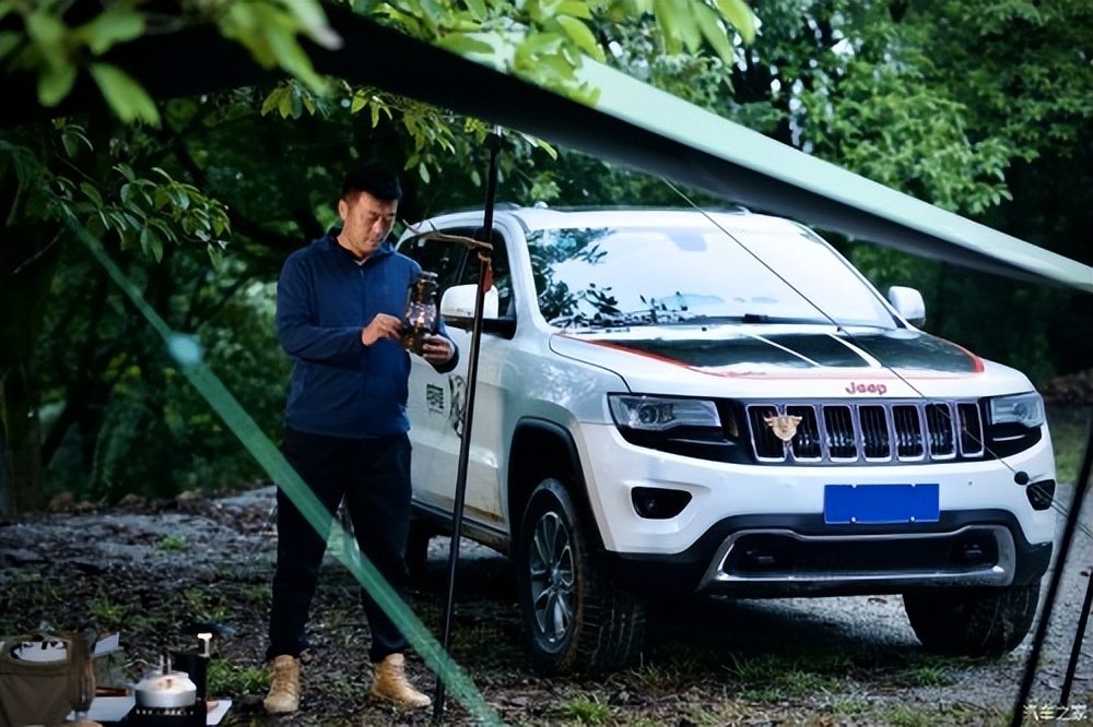 偷得浮生半日闲清茶淡盏两相欢,偷得浮生半日闲小杯浅酌思年华