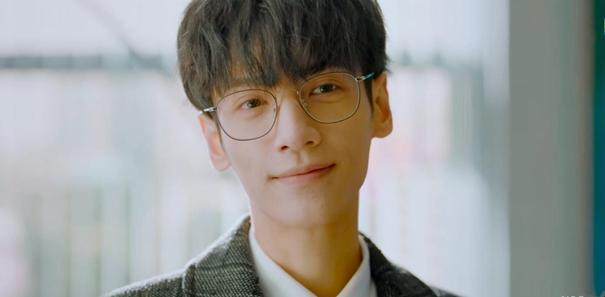 同一张脸差别可以有多大？一眼万年和丑爆屏幕全看造型师