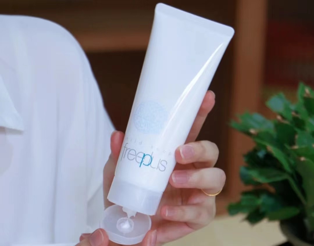 洗面奶哪款好用干皮不油腻,洗面奶推荐混干皮清洁力度好