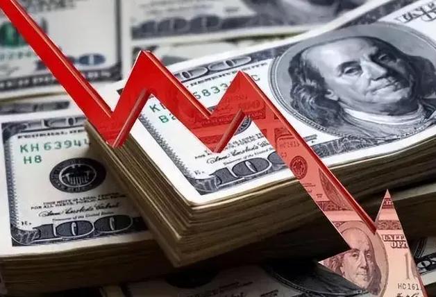 中国连续7个月减持美债,多国减持美债转购黄金原因