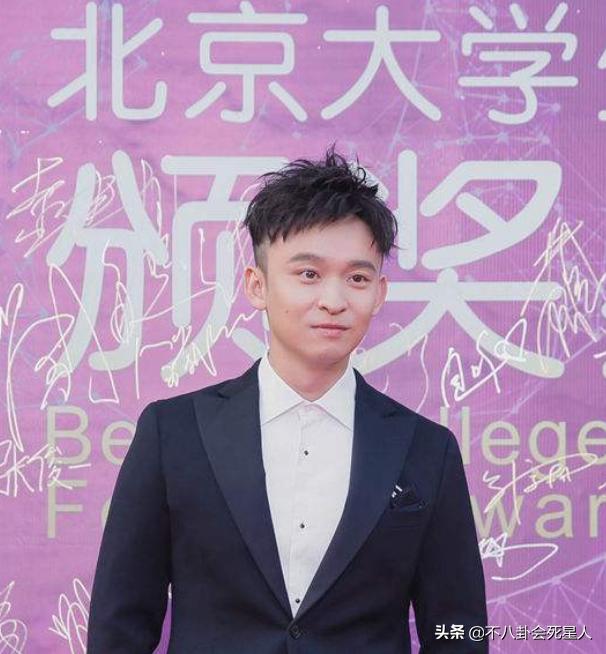 娱乐圈年轻时候的男明星鹿晗,明星初恋合集鹿晗