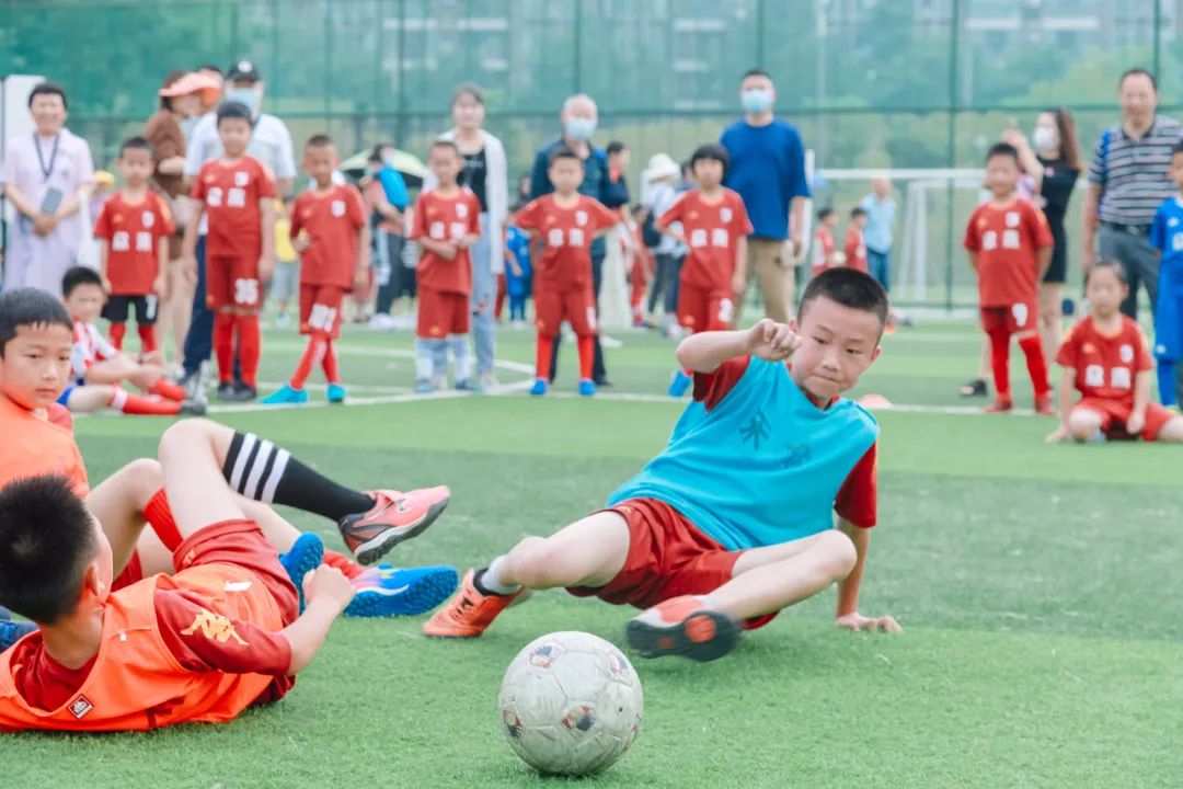 足球嘉年华内容,嘉年华快乐游戏