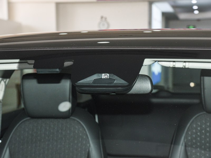 本田xr-v热潮版带自动关窗吗,本田xrv热潮版有360吗