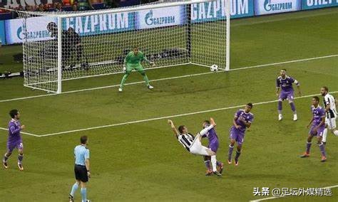 倒钩助攻倒钩射门亚冠,欧冠惊天倒钩视频