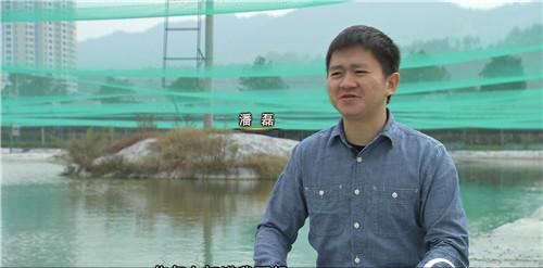 小伙养泥鳅年入百万,90后小伙养变异泥鳅