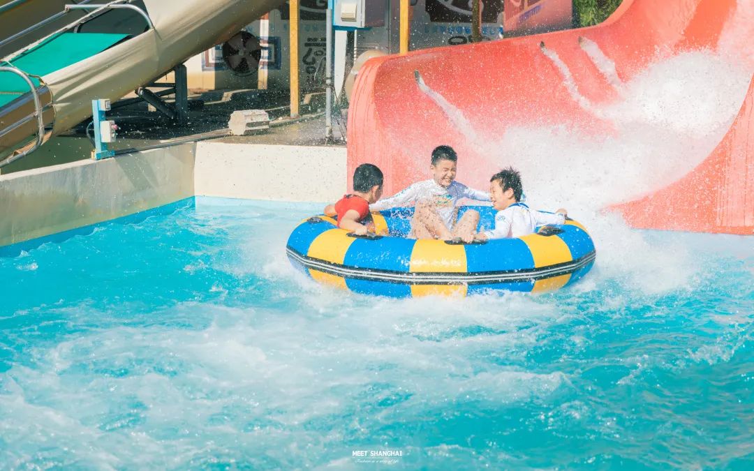 200000㎡水公园今夏回归！电音健身趴、粉红沙滩...嗨翻假期