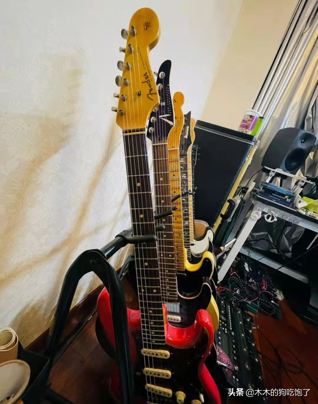 为啥学木吉他的比电吉他的多？今天有人问，那就聊一聊我的不归路