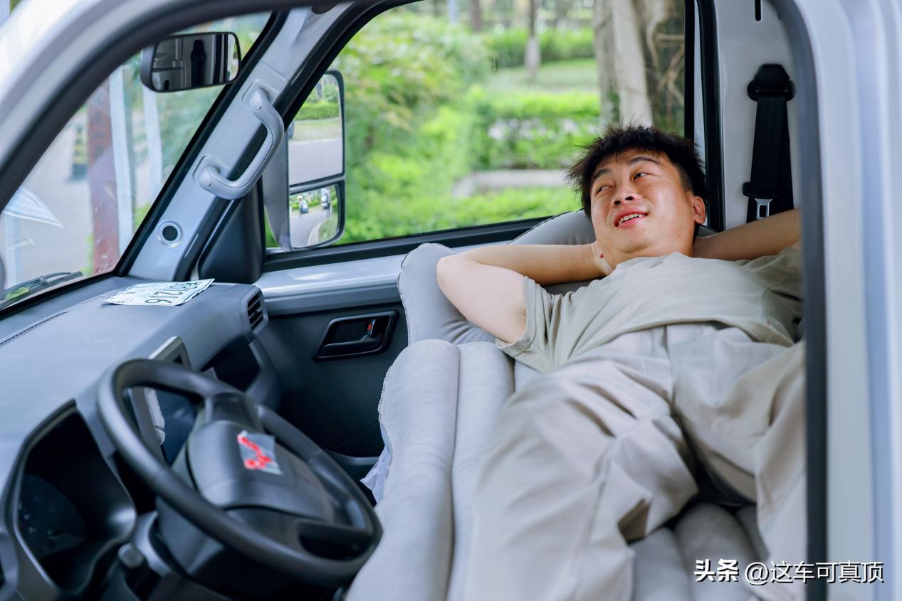 五菱龙卡办齐上路多少钱,五菱龙卡排半3米8售价是多少