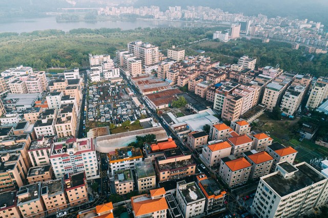 我,退休工人,09年花了27万在深圳买房,如今每年收租5万多