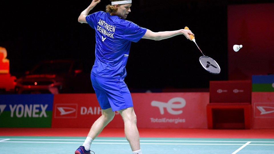 世界前十男羽毛球拍,公认手感最好十大羽毛球球拍