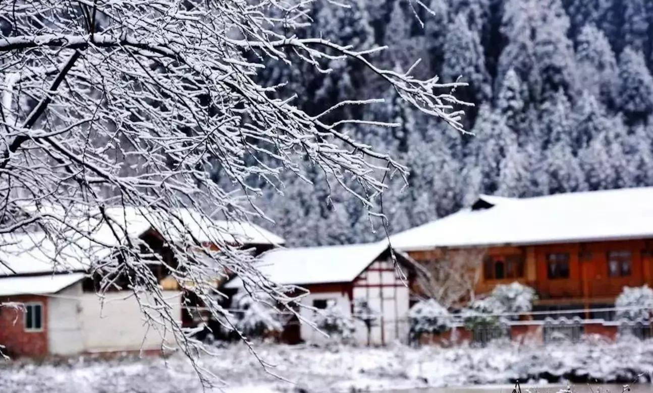 成都周边适合徒步的地方,成都徒步旅游免费景点