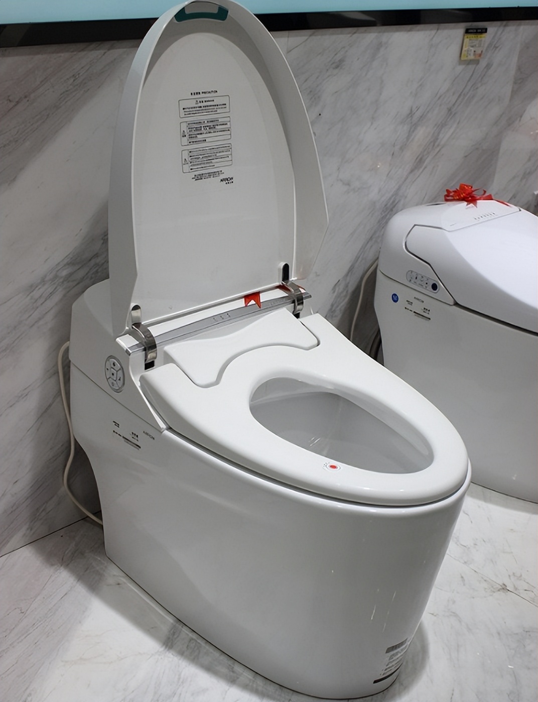 箭牌科勒美标toto哪个牌子好,TOTO和科勒哪个牌子马桶好