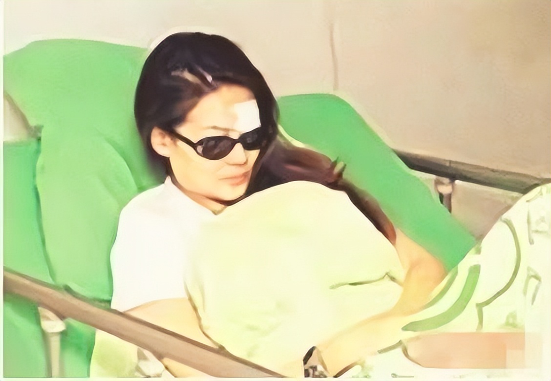 汤唯和吴倩莲相似的度有多少,汤唯和吴倩莲太像了